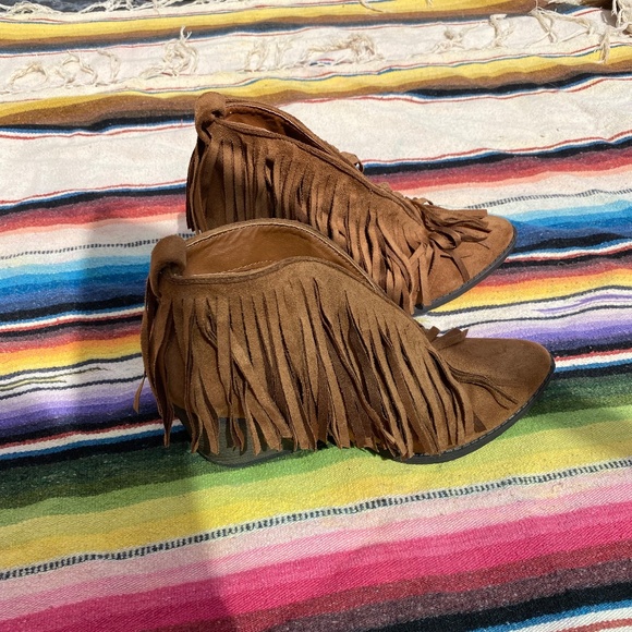 Coconuts fringe suede boots - Picture 1 of 5